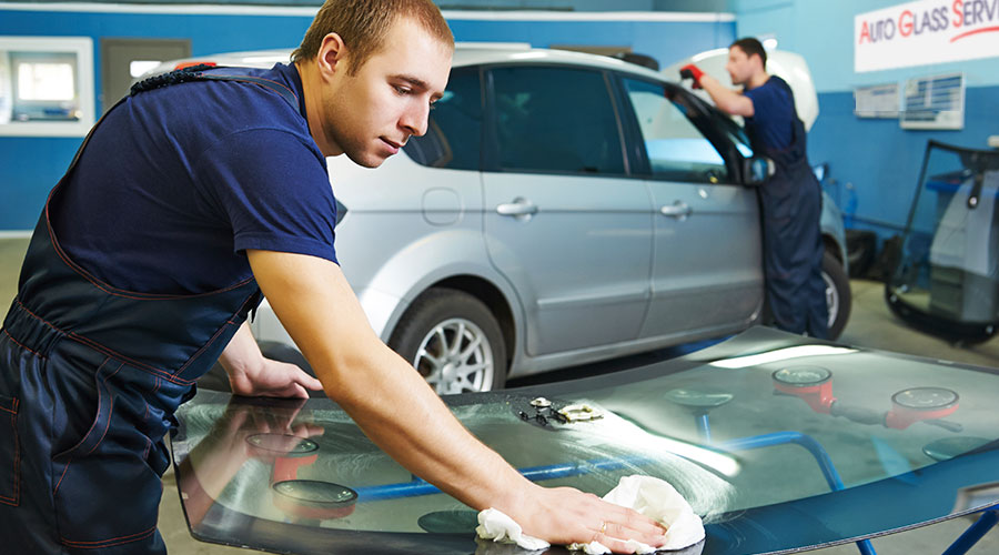 Mobile Auto Glass Service image