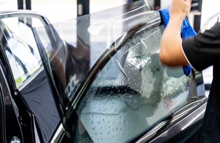 Mobile Auto Glass Service image
